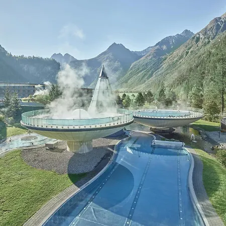 Aqua Dome 4 Sterne Superior Hotel & Tirol Therme Laengenfeld-2